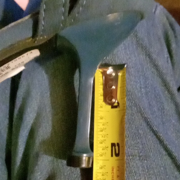 She & In heels - Picture 6 of 7